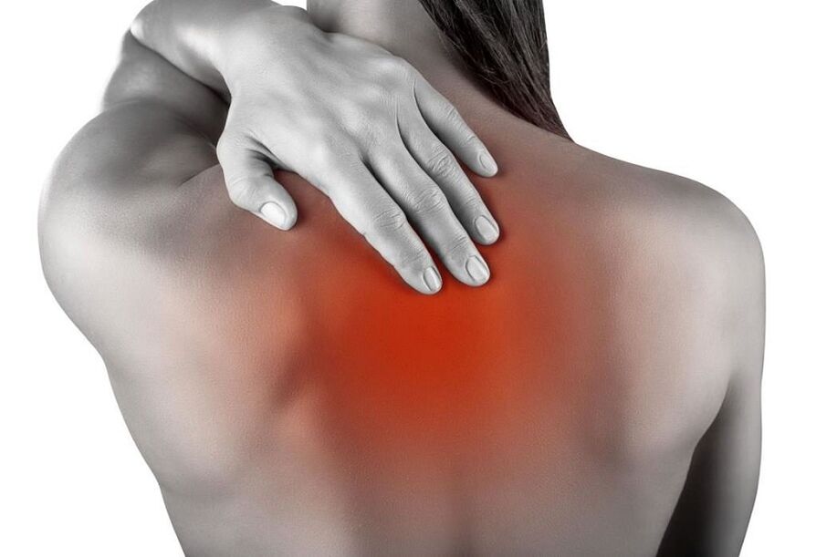 torasik osteokondrozlu omuz bıçakları arasındaki ağrı